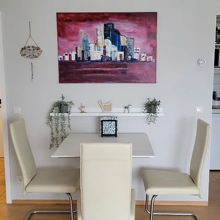 Ihr Bett Mit Blick Auf Weinberge * Bad Dürkheim