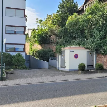 Ihr Bett Mit Blick Auf Weinberge